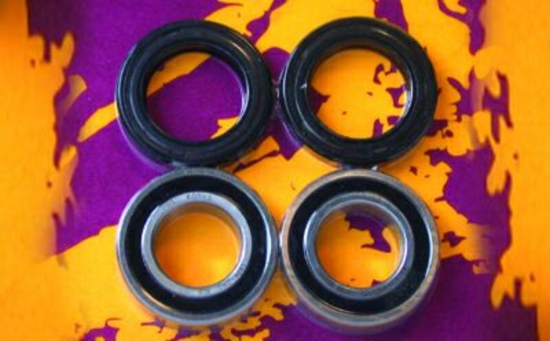 FRONT WHEEL BEARING KIT FOR KAWASAKI KX125 1993-05, KX250 1993-07 AND KX250F 2004-07
