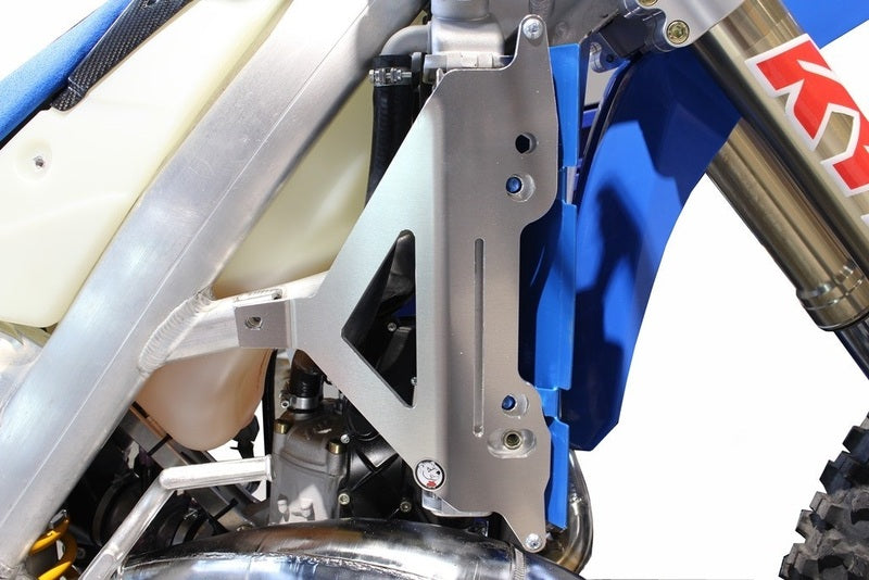 AXP Aluminium Radiator guard - TM