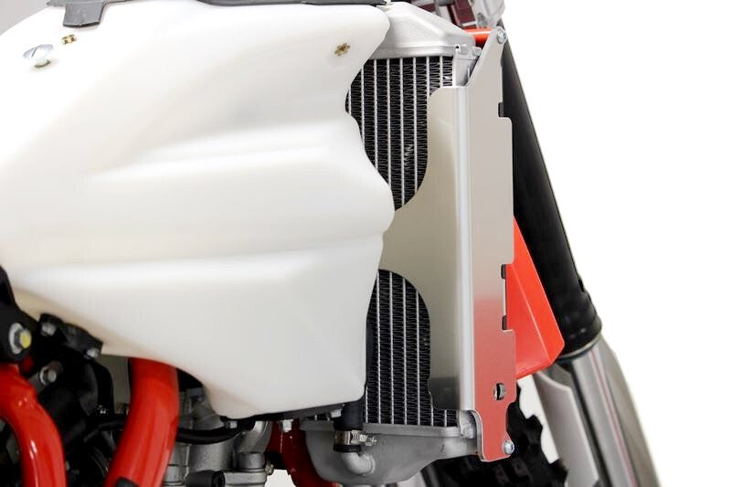 AXP Xtrem Radiator Guard HDPE - 1113728001