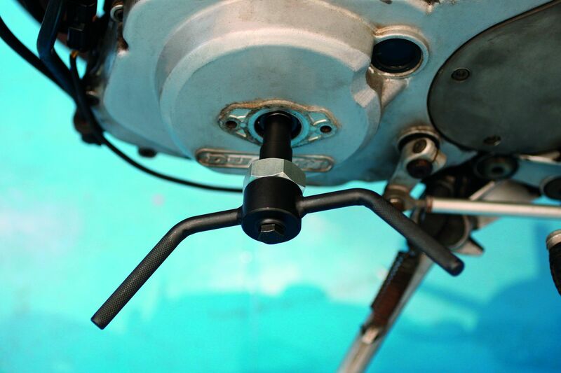 LASER TOOLS Crankshaft Turning Tool Ducati