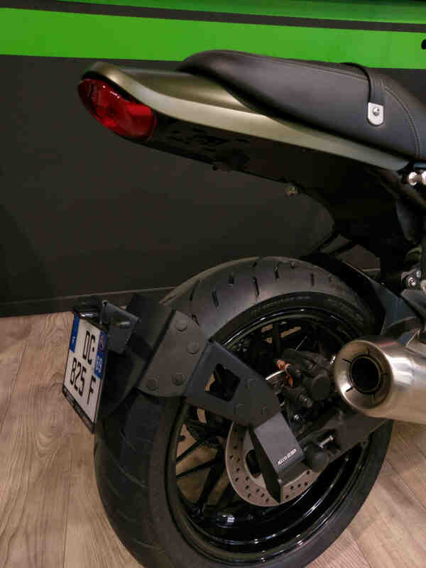 ACCESS DESIGN ''Wheel Fitted'' License Plate Holder Black Kawasaki Z900RS