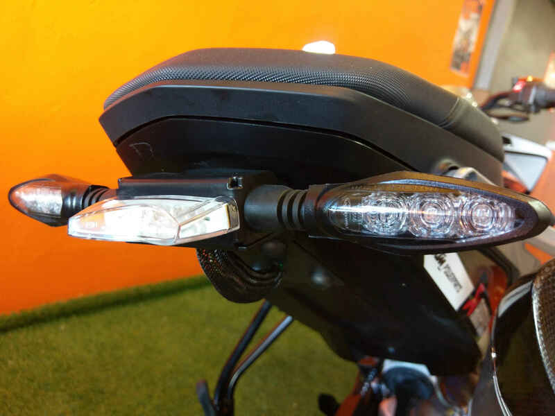 ACCESS DESIGN ''Wheel Fitted'' License Plate Holder Black KTM 790/890 Duke