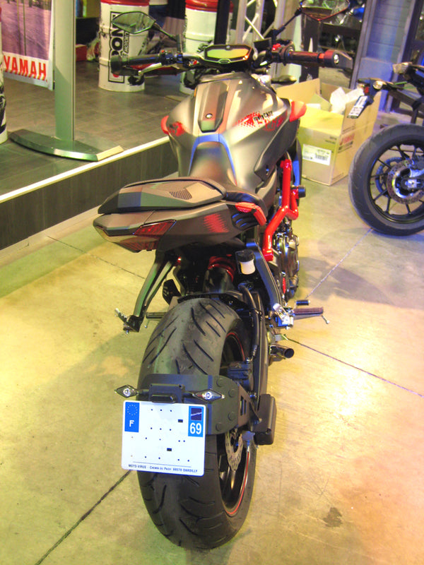 ACCESS DESIGN ''Wheel Fitted'' License Plate Holder Black Yamaha MT-07