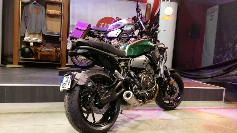 ACCESS DESIGN ''Wheel Fitted'' License Plate Holder Black Yamaha XSR700