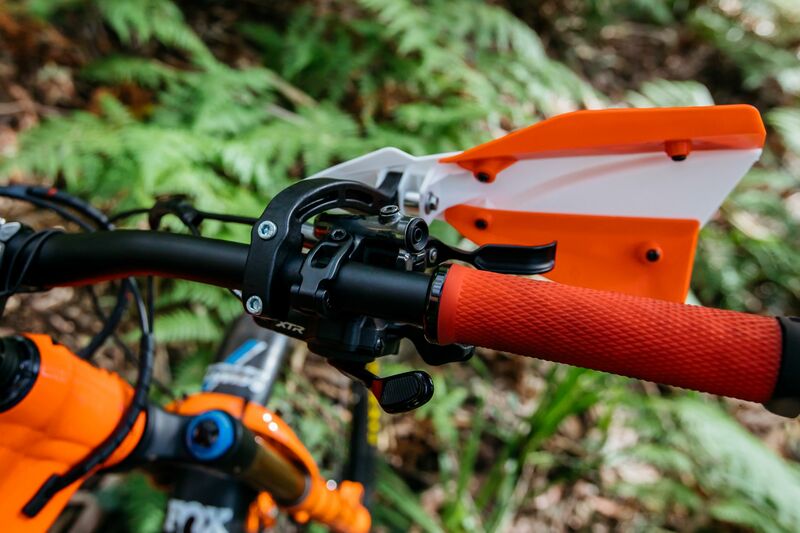 BARKBUSTERS Bicycle Handguards Kit - White