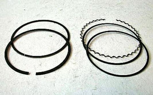 SET OF PISTON RINGS 66.5MM