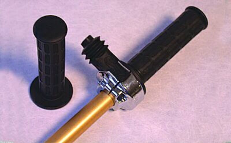 Daytona Domino throttle handle for two-cylinder