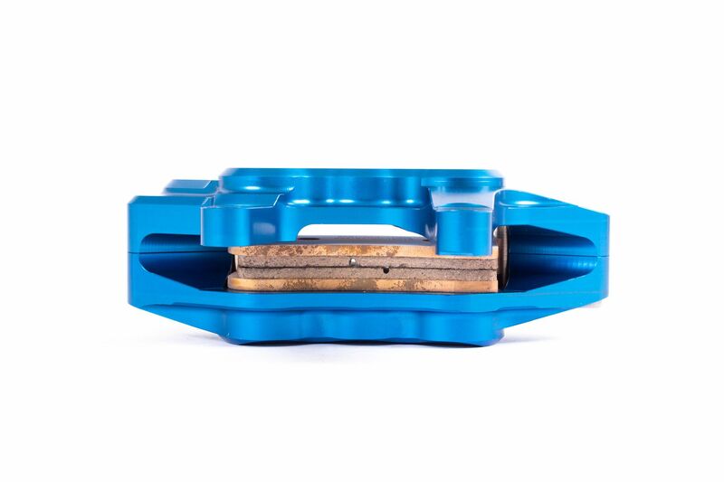 BERINGER AerotecÂ® Left Axial Brake Caliper 6 Pistons Ã˜27mm Blue - 1026131