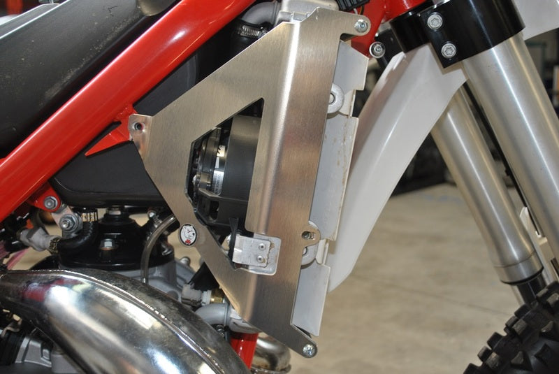 AXP Aluminium Radiator guard - Beta X-Trainer 300