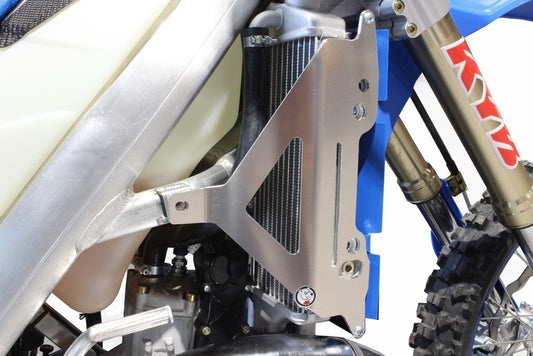 AXP Aluminium Radiator guard - TM