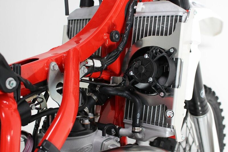 AXP Aluminium Radiator guard - Beta RR - 1053149