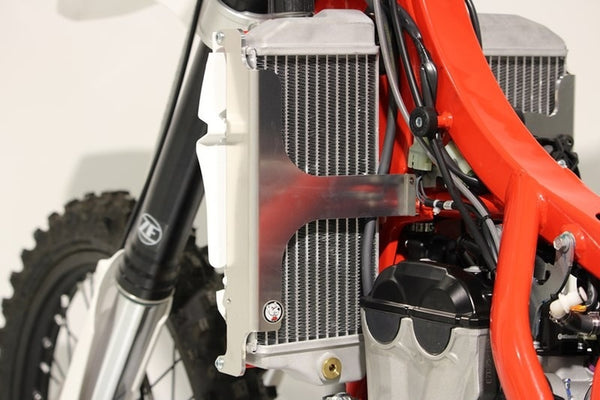 AXP Aluminium Radiator guard - Beta RR - 1053151