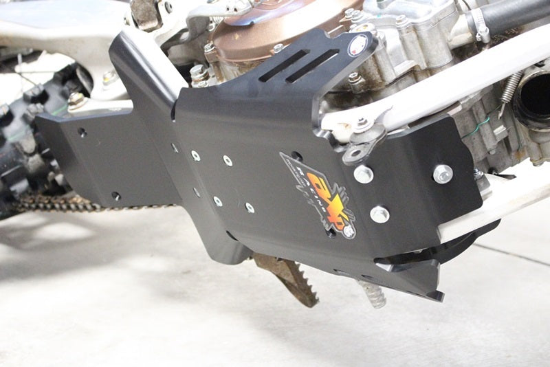 AXP Enduro Xtrem Skid plate - HDPE 8mm Husqvarna TE250/300 - 1053207