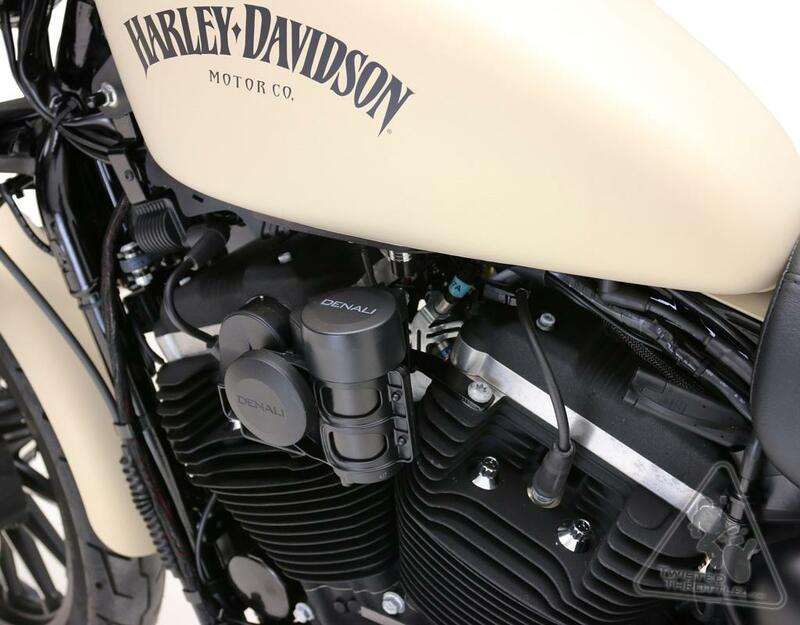 DENALI Soundbomb Horn Mount Harley Davidson