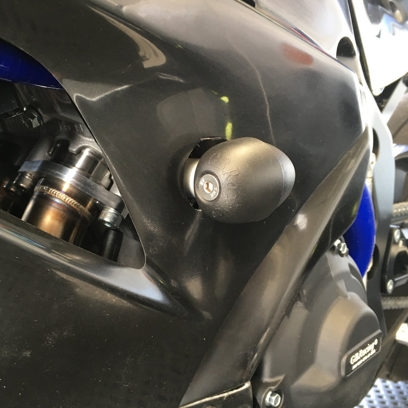 GBRACING Bullet Frame Slider Set Black Suzuki GSX-R1000