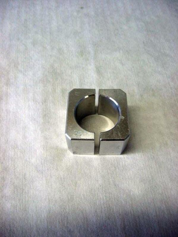 KAYABA Cartridge Clamps Ã˜28mm