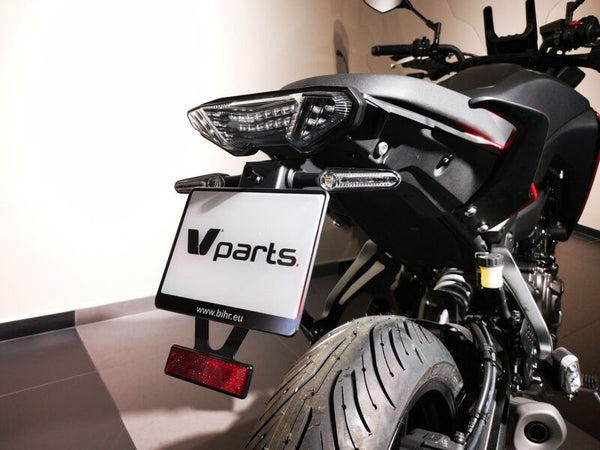V PARTS Plate Holder Black - Yamaha MT-07 TRACER/MT-09 TRACER