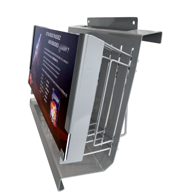 NGK Iridium Sparkplugs Display - French Language